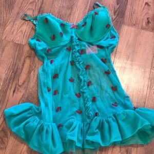 Beautiful Victoria’s Secret 36B NEGLIGE  Sheer Babydoll Red Heart Accents